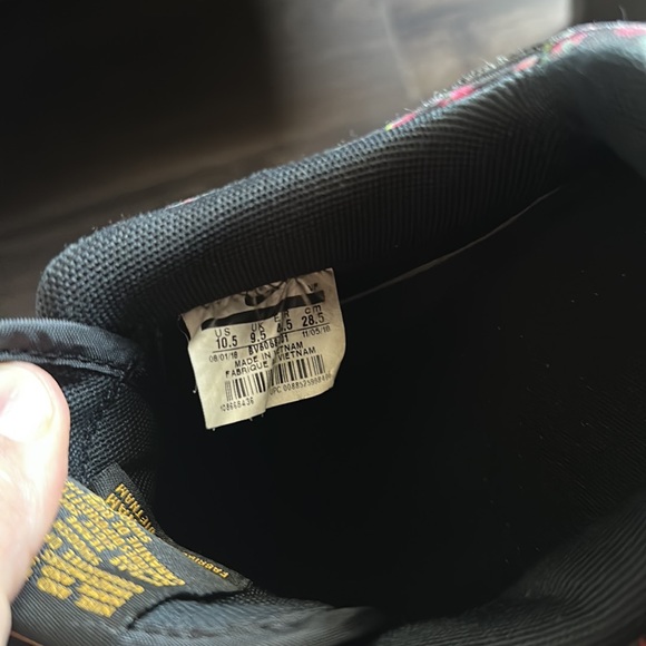 Nike Hawaiian Print Air Force Ones - Picture 3 of 6